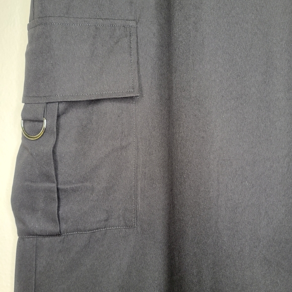 PrettyLittleThing Shape Black Buckle Detail Cargo Wide Leg Pants, Size 14 - Picture 9 of 16